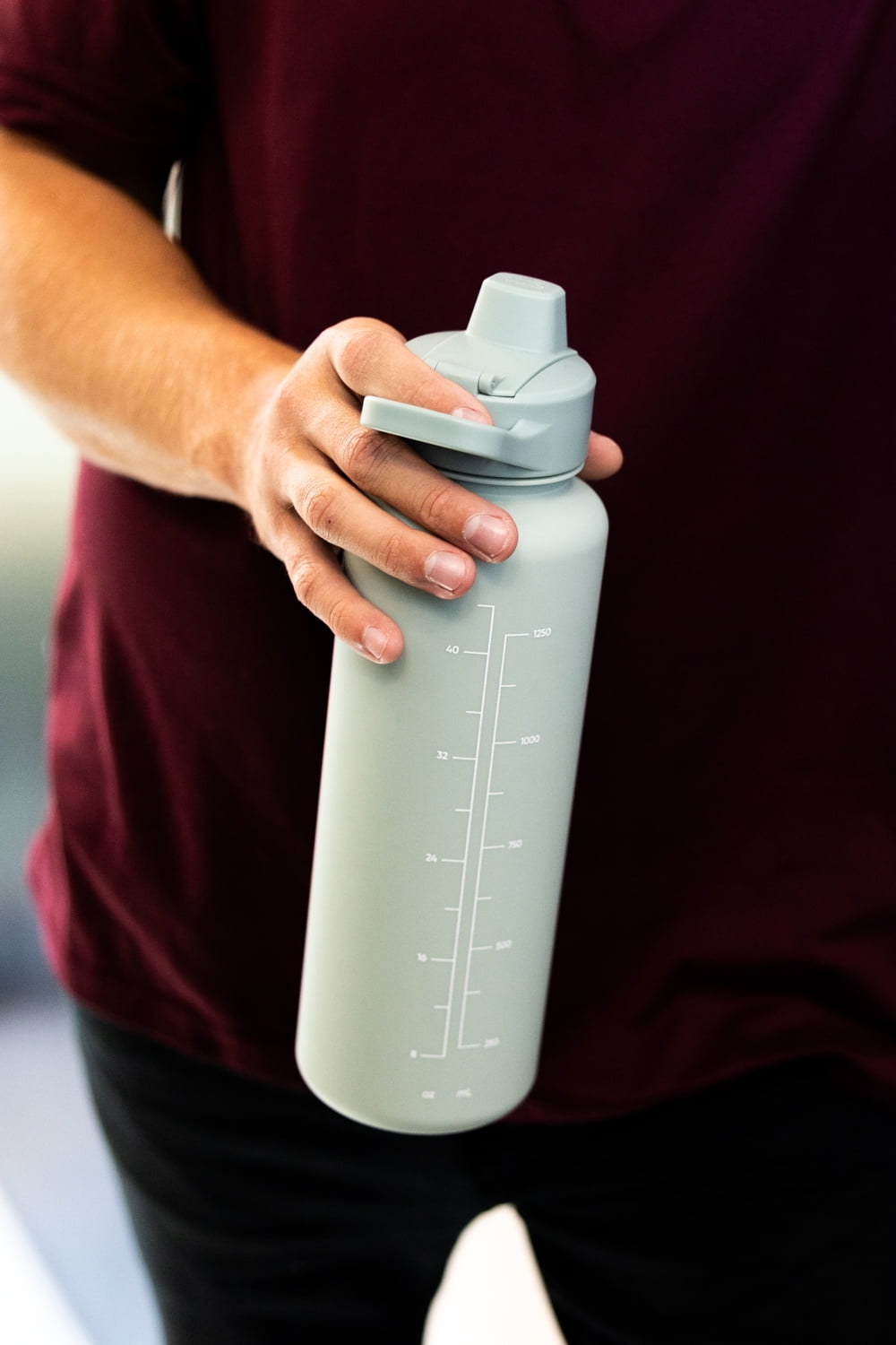 Simple Modern 48 fl oz Reusable Tritan Summit Water Bottle with Silicone Straw Lid|Seaglass Sage
