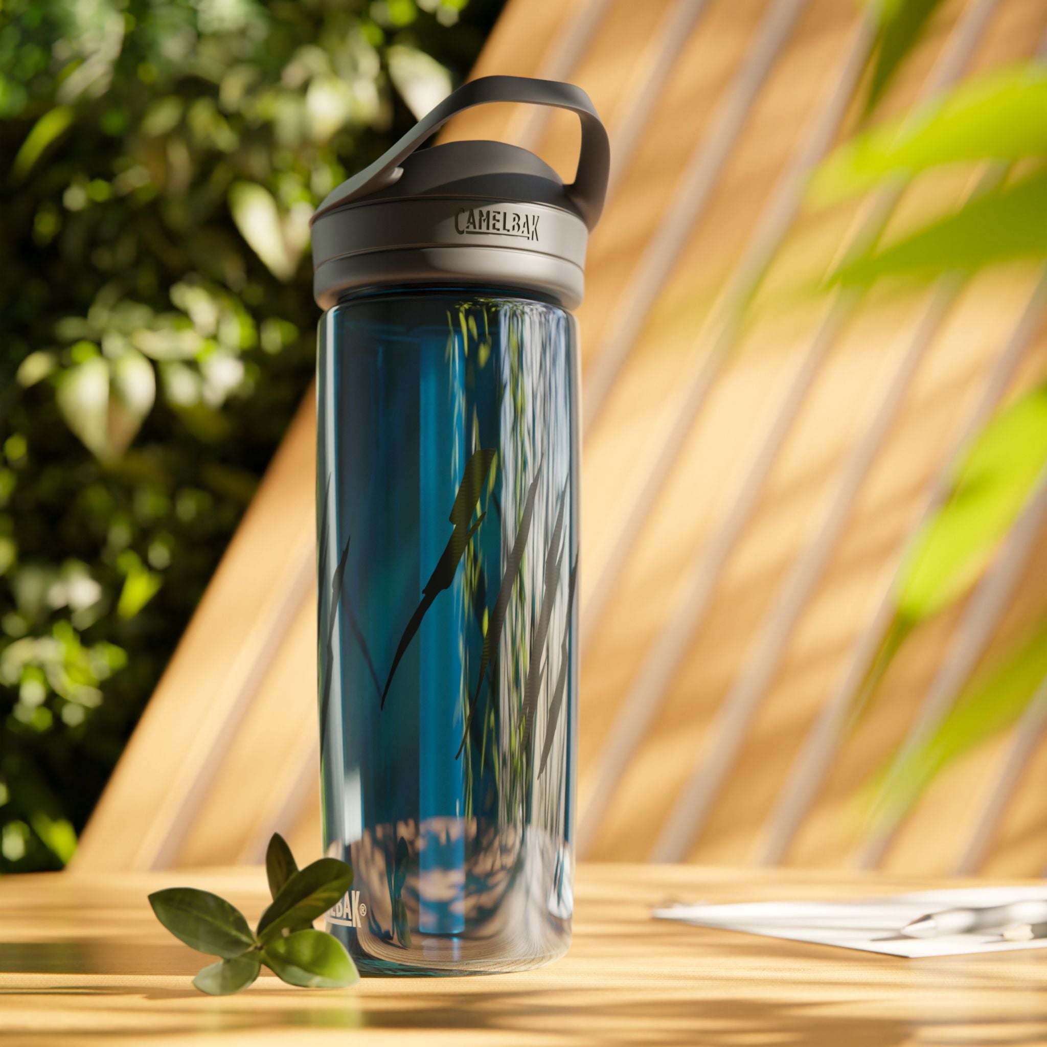 Effete Feline Claw Marks Scratch CamelBak Eddy®  Water Bottle, 20oz\25oz