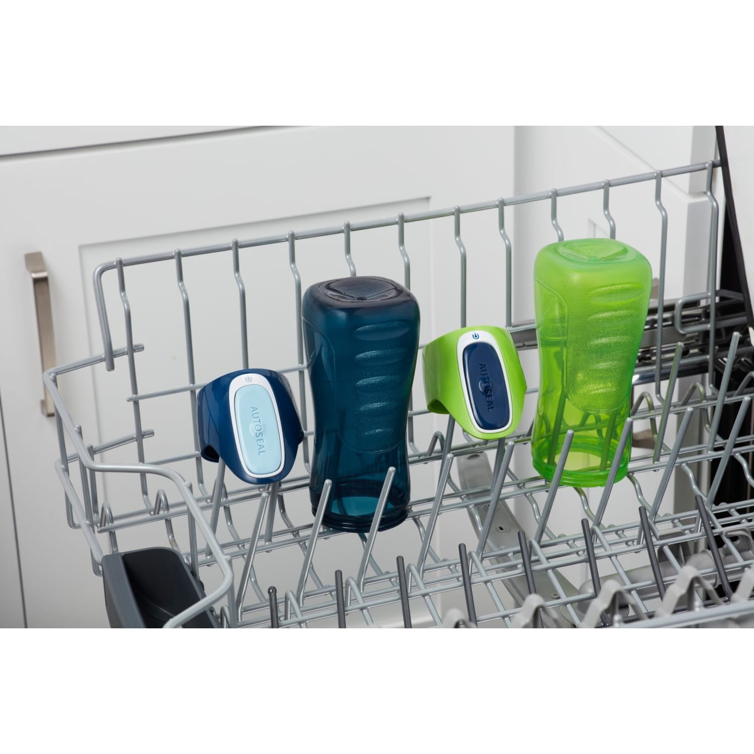 Contigo Kids Trekker Water Bottle with AUTOSEAL Lid Navy Blue and Granny Smith Green, 14 fl oz., 2-pack