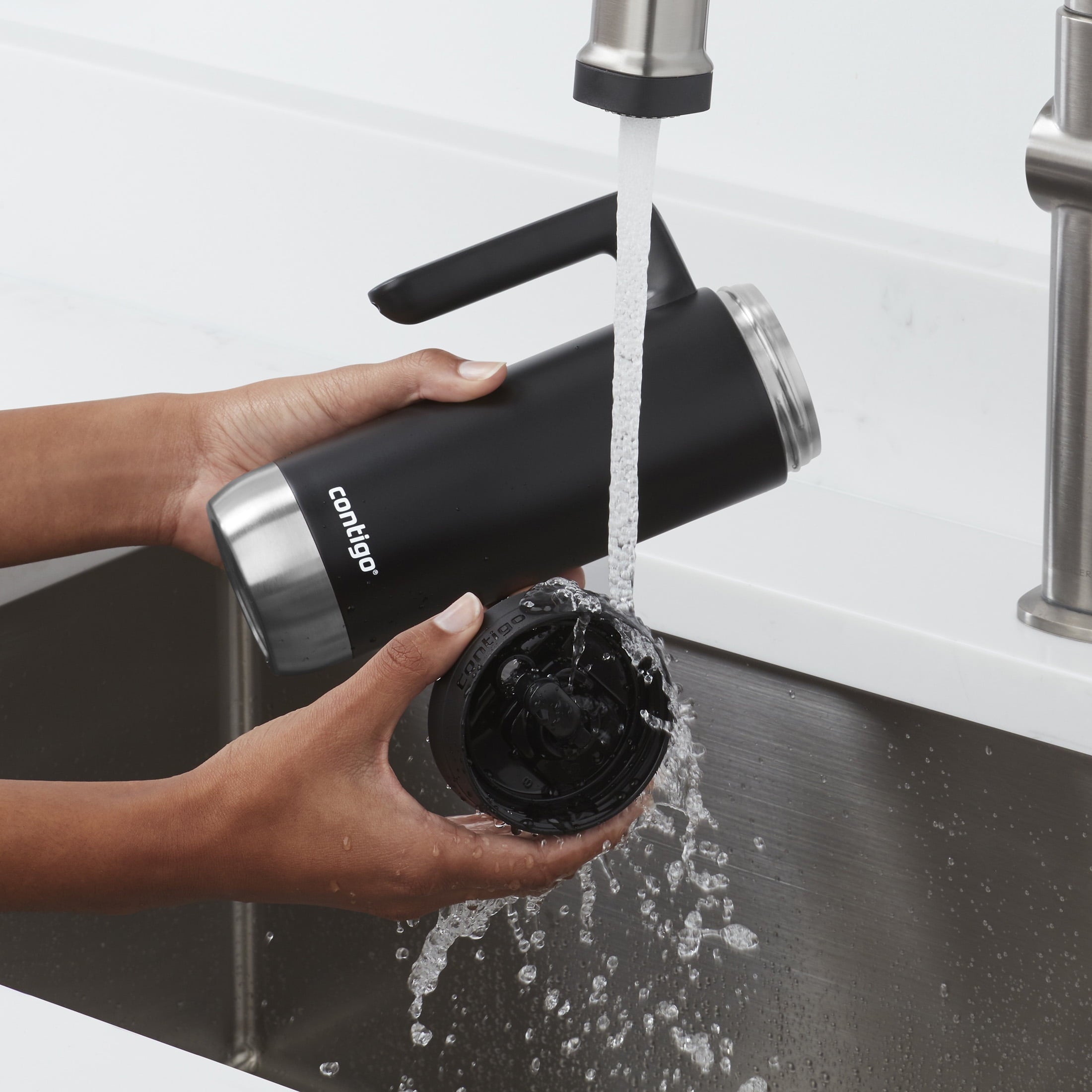 Contigo Huron 2.0 Stainless Steel Travel Mug with SNAPSEAL Lid and Handle in Black, 20 fl oz.