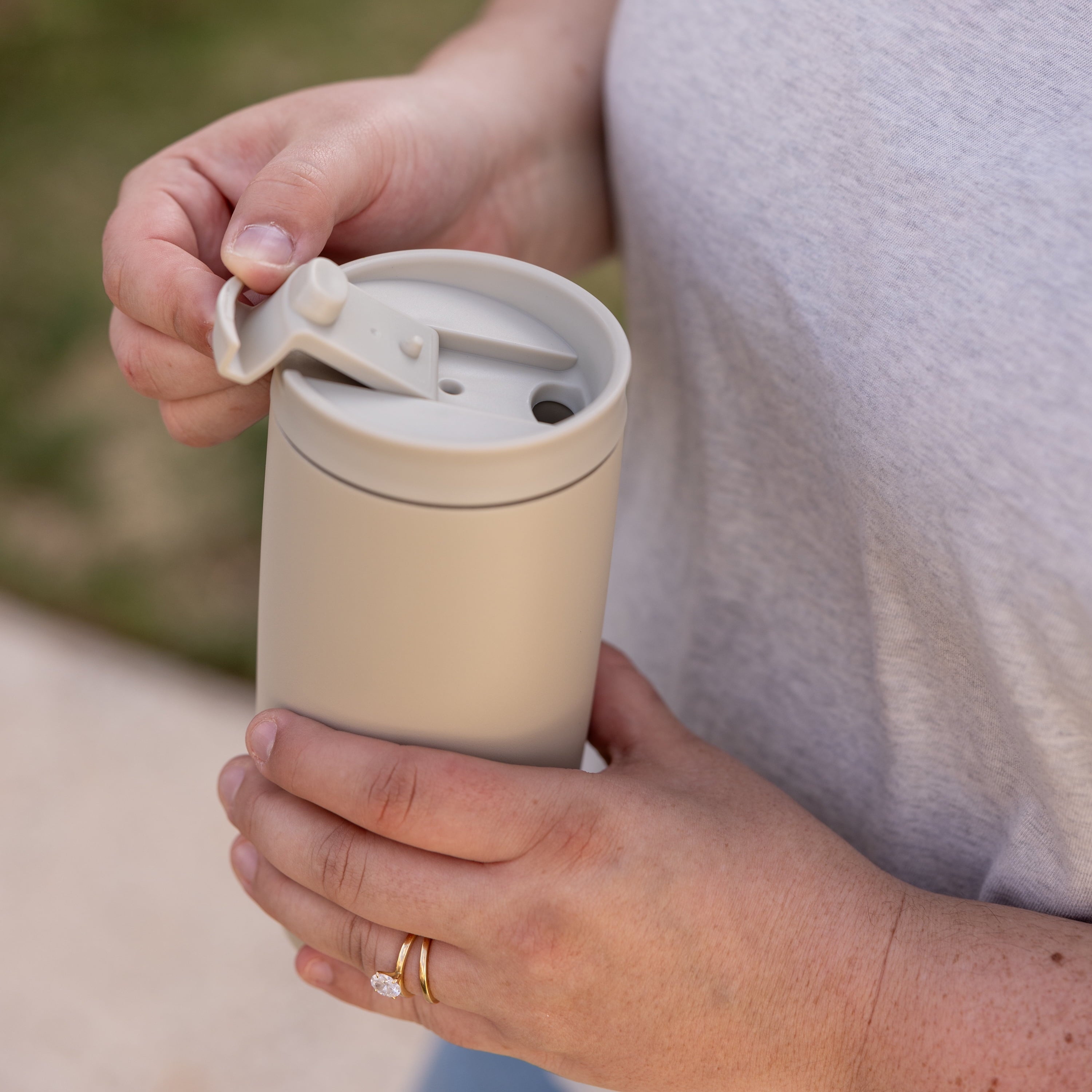 Simple Modern 16 fl oz Insulated Stainless Steel Voyager Coffee Tumbler with Insulated Flip Lid