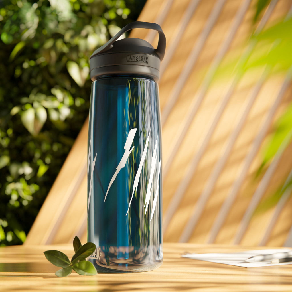 Effete Feline Claw Marks Scratch CamelBak Eddy®  Water Bottle, 20oz\25oz
